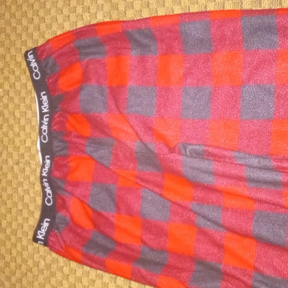 I am selling pajamas from Calvin Klein